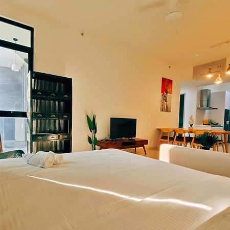 Beacon Executive Suite At Georgetown For 10Pax And 2 Bed Room Esterno foto