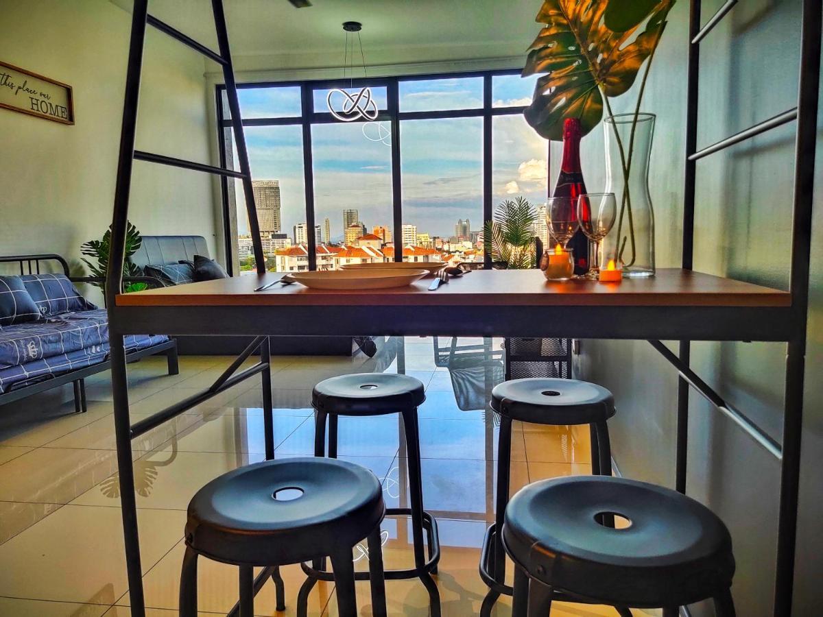 Beacon Executive Suite At Georgetown For 10Pax And 2 Bed Room Esterno foto