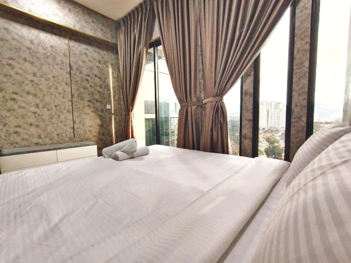 Beacon Executive Suite At Georgetown For 10Pax And 2 Bed Room Esterno foto